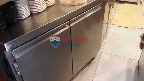 Local Commercial à vendre à Pontevedra ville - 260 000 € (Ref: 9685278)