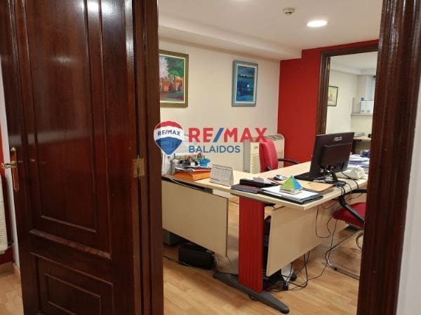 Escritório para venda em Vigo - 312 000 € (Ref: 9685279)