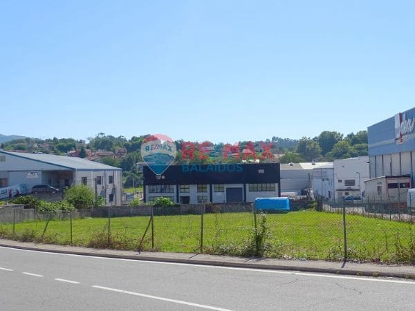 Commercieel te koop in Vigo - € 210.000 (Ref: 9685280)