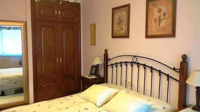 2 quarto Apartamento para venda em Vigo com garagem - 320 000 € (Ref: 9685284)