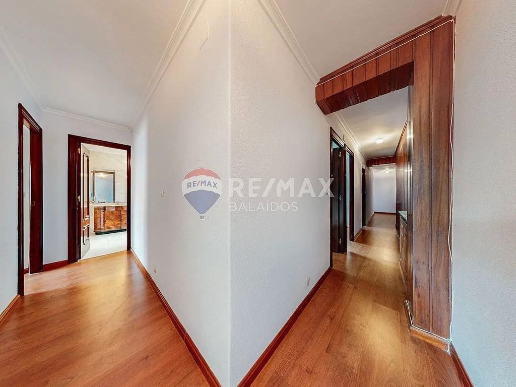 6 bedroom Flat for sale in Vigo with garage - € 520,000 (Ref: 9685290)