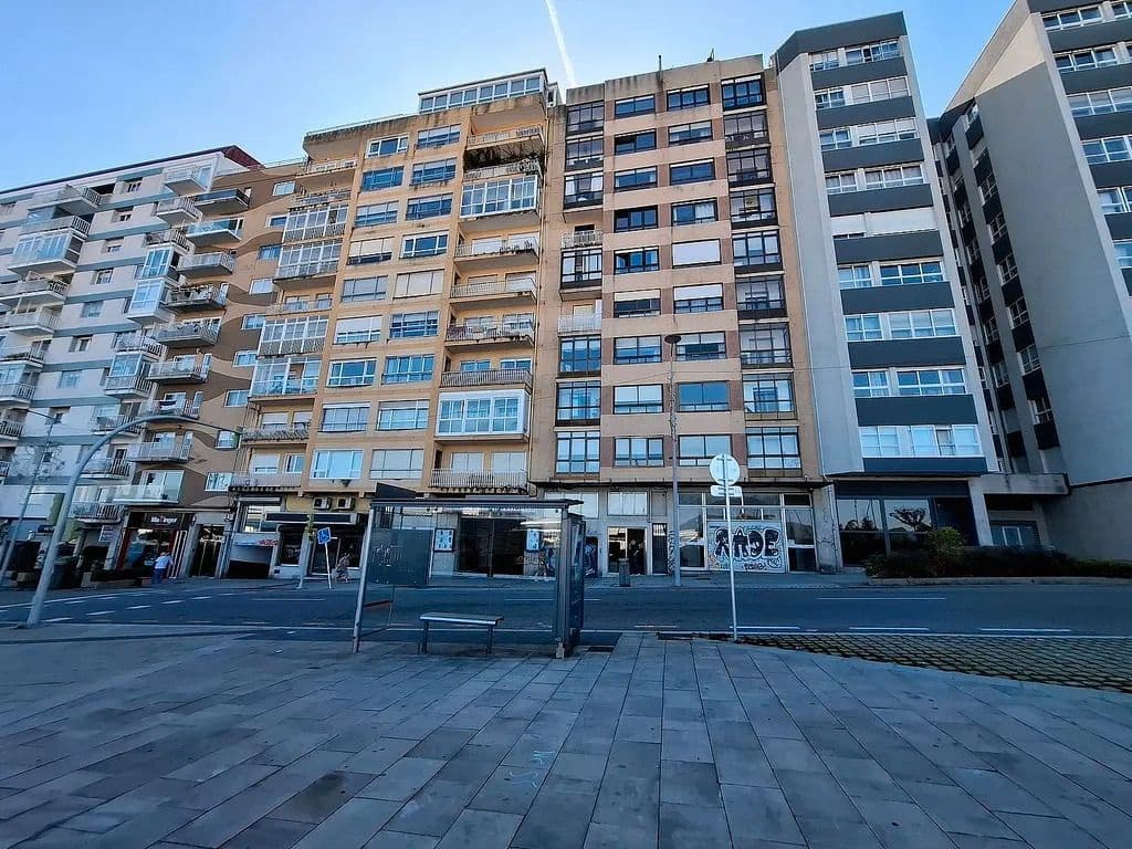 6 bedroom Flat for sale in Vigo with garage - € 520,000 (Ref: 9685290)