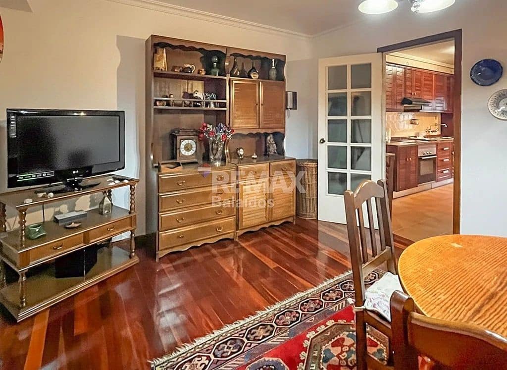 4 bedroom Flat for sale in Vigo with garage - € 449,500 (Ref: 9685291)