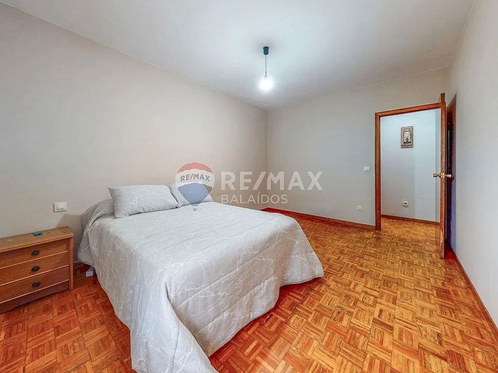 3 slaapkamer Flat te koop in Pontevedra stad met garage - € 198.000 (Ref: 9685292)