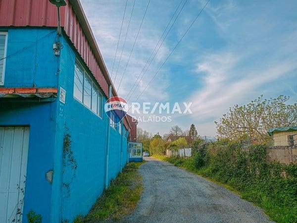 Commercieel te koop in Cangas - € 320.000 (Ref: 9685295)