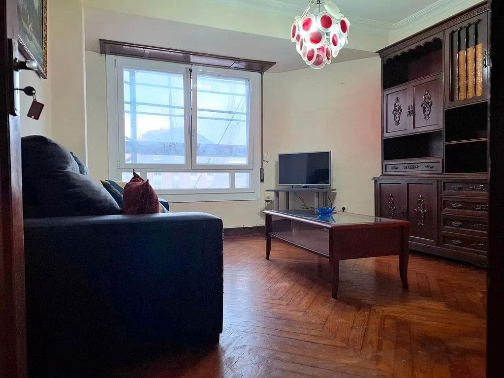 Piso de 4 habitaciones en Vigo en venta - 237.000 € (Ref: 9685296)