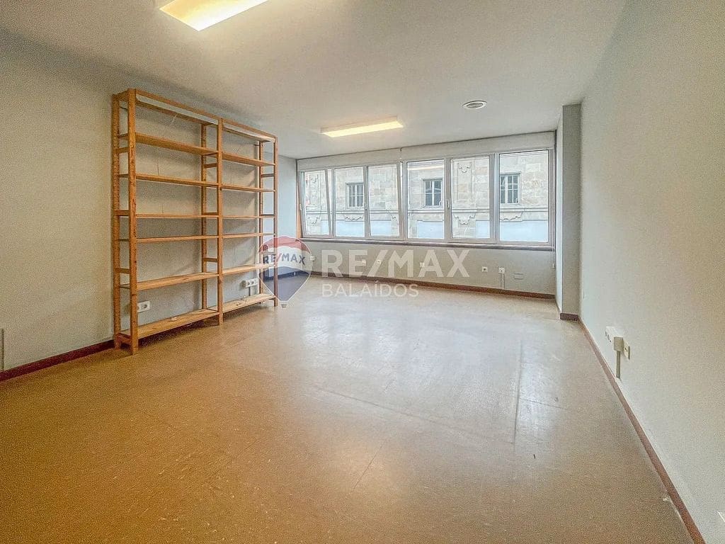 Büro zu verkaufen in Pontevedra Stadt - 69.000 € (Ref: 9685297)