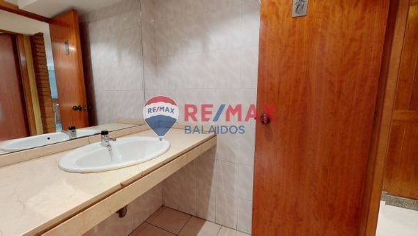 Commercieel te koop in Vigo - € 225.000 (Ref: 9685301)