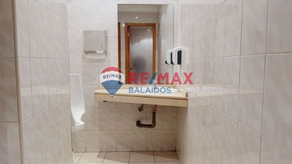 Comercial para venda em Vigo - 225 000 € (Ref: 9685301)