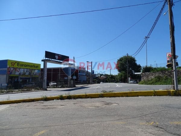 Comercial para venda em Vigo - 210 000 € (Ref: 9685302)