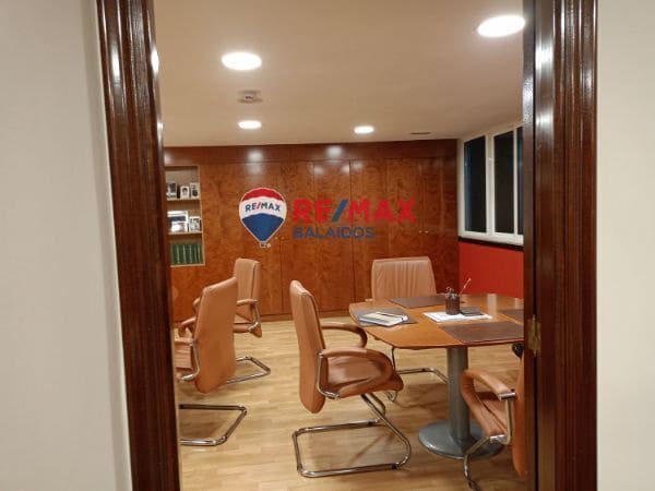 Escritório para venda em Vigo - 312 000 € (Ref: 9685303)