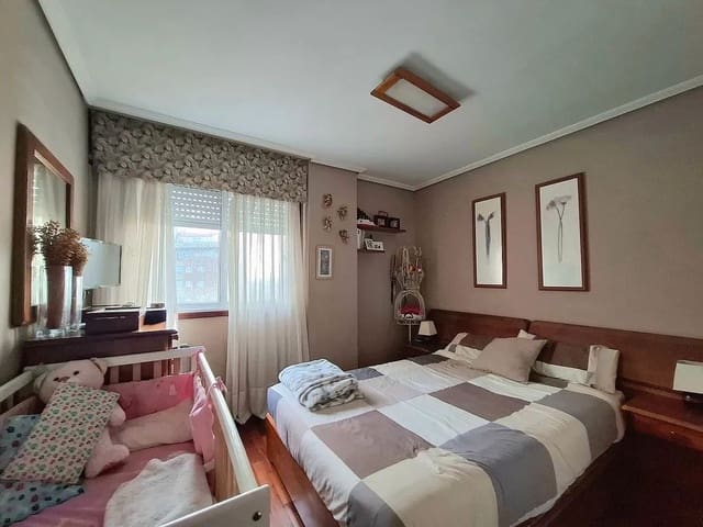 3 slaapkamer Flat te koop in Vigo met garage - € 330.000 (Ref: 9685304)