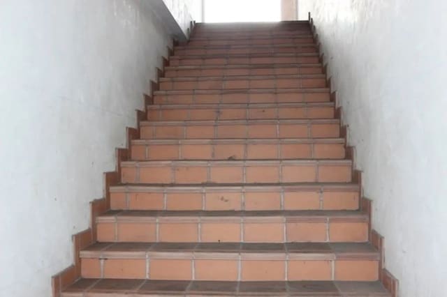 Comercial para venda em Vigo - 40 000 € (Ref: 9685306)