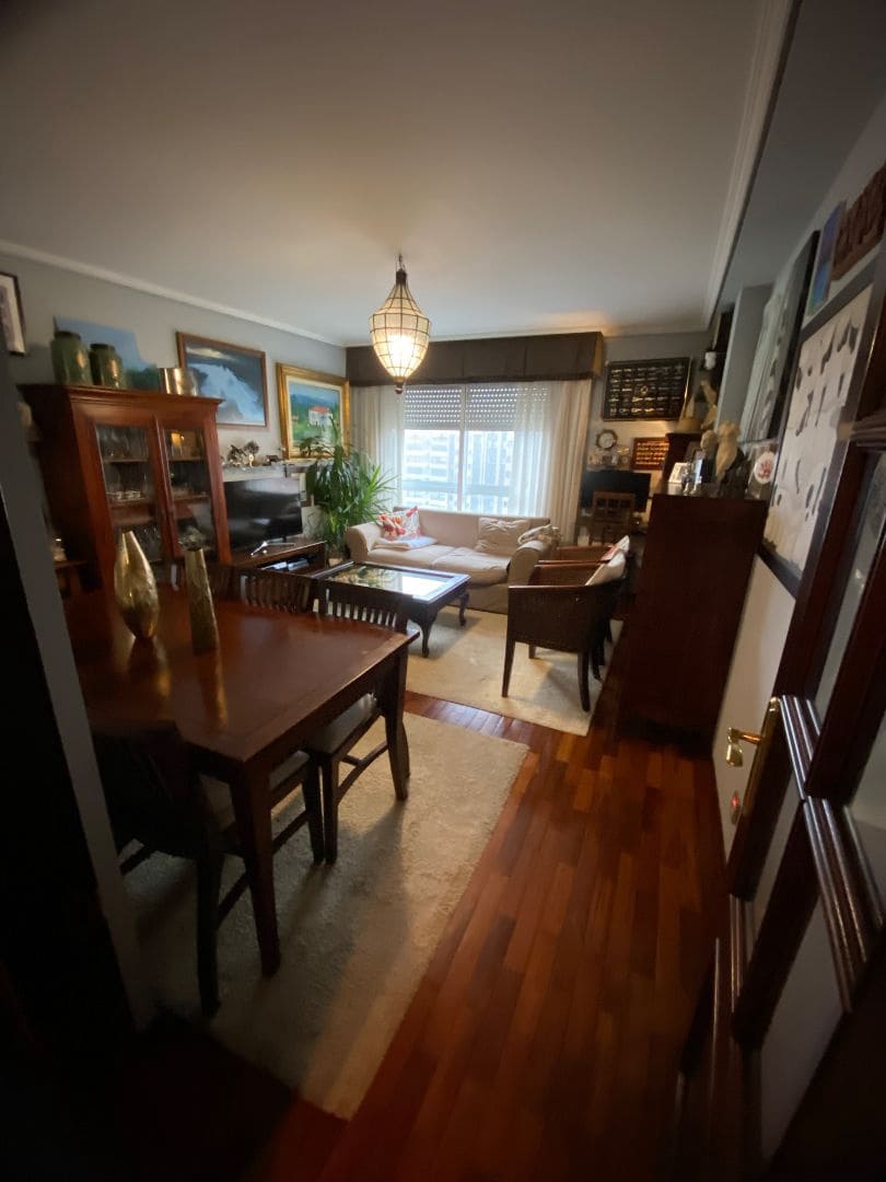 Piso de 3 habitaciones en Vigo en venta con garaje - 330.000 € (Ref: 9685308)