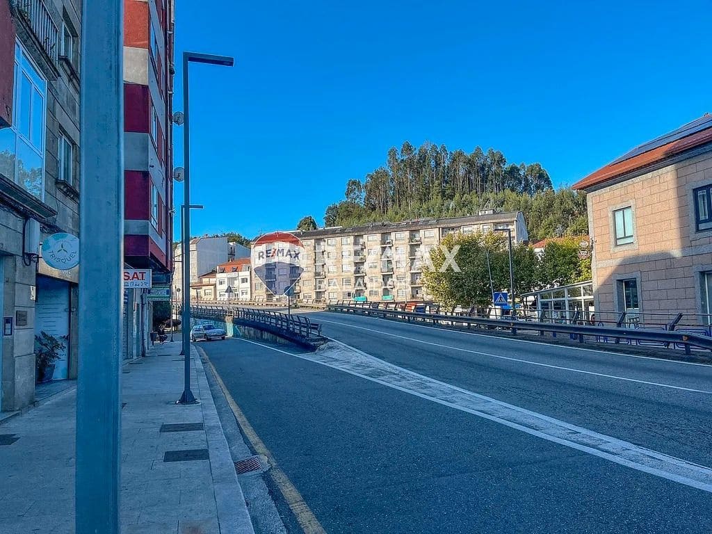 Commercieel te koop in Redondela - € 299.000 (Ref: 9685312)