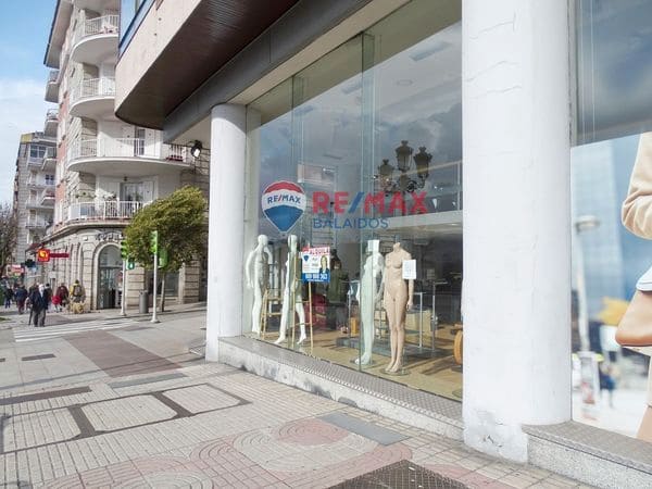 Comercial para venda em Vigo - 650 000 € (Ref: 9685315)