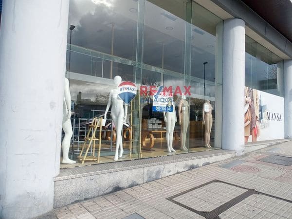 Comercial para venda em Vigo - 650 000 € (Ref: 9685315)