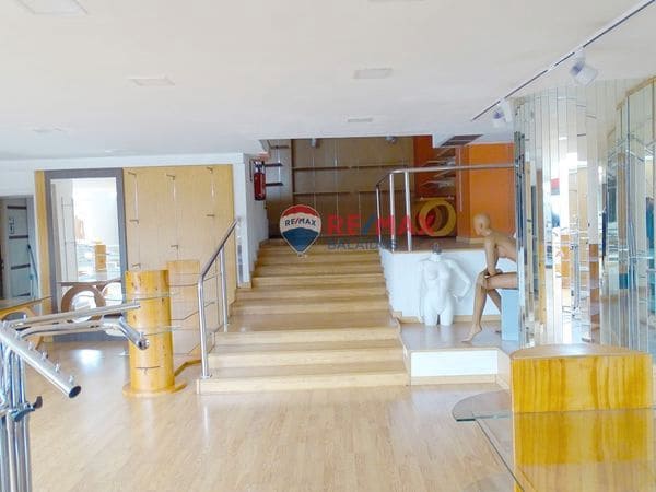 Kommersiell till salu i Vigo - 650 000 € (Ref: 9685315)