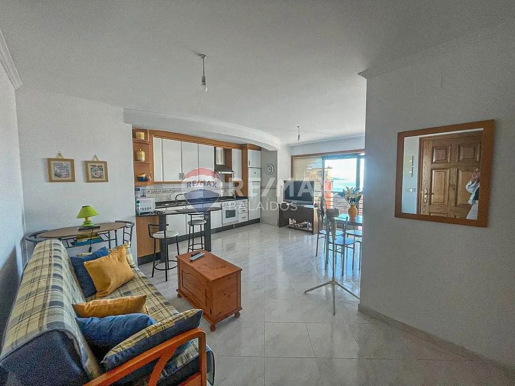 3 bedroom Flat for sale in Sanxenxo with garage - € 320,000 (Ref: 9685317)