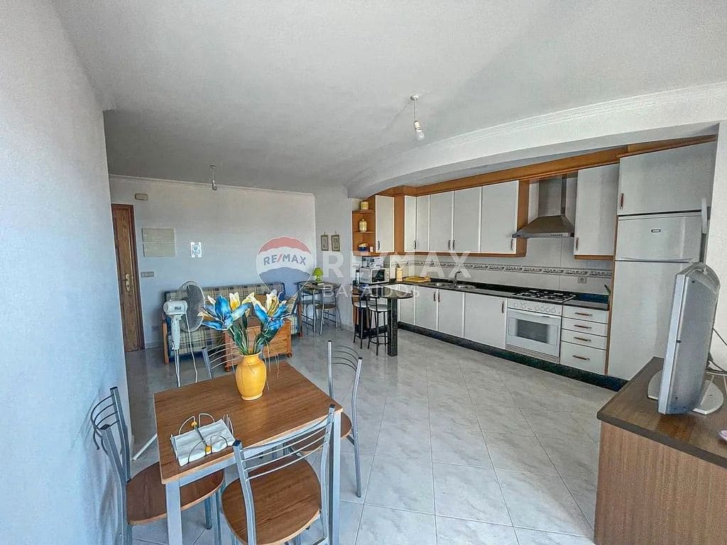 3 bedroom Flat for sale in Sanxenxo with garage - € 320,000 (Ref: 9685317)