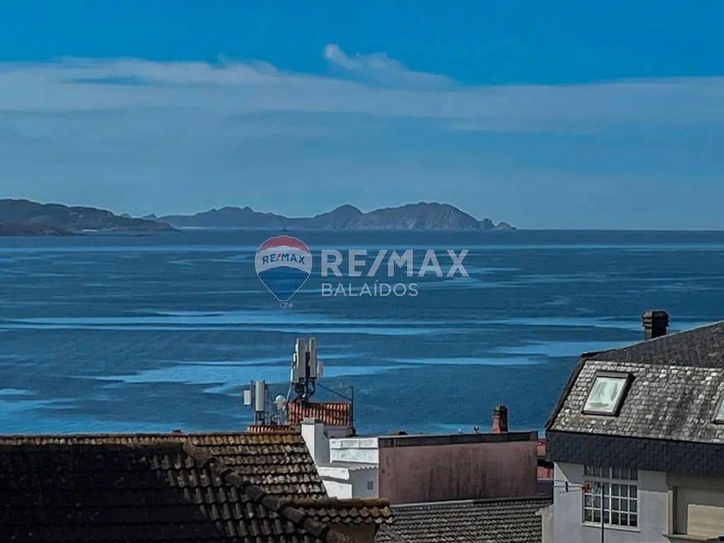 3 bedroom Flat for sale in Sanxenxo with garage - € 320,000 (Ref: 9685317)