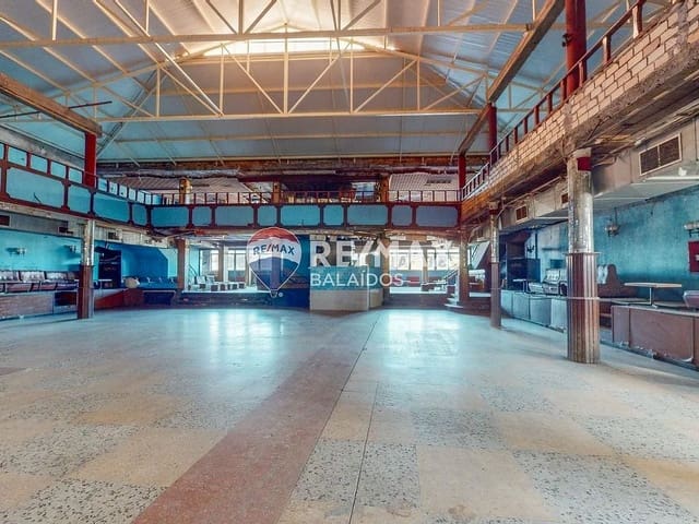 Commercieel te koop in Redondela - € 299.000 (Ref: 9685318)