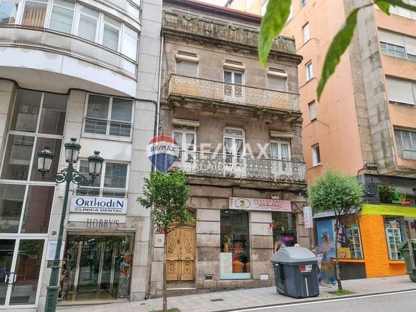 Piso de 5 habitaciones en Vigo en venta - 250.000 € (Ref: 9685323)