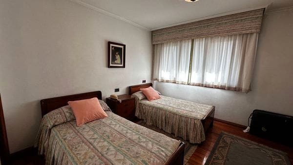 3 bedroom Apartment for sale in Vigo with garage - € 475,000 (Ref: 9685330)