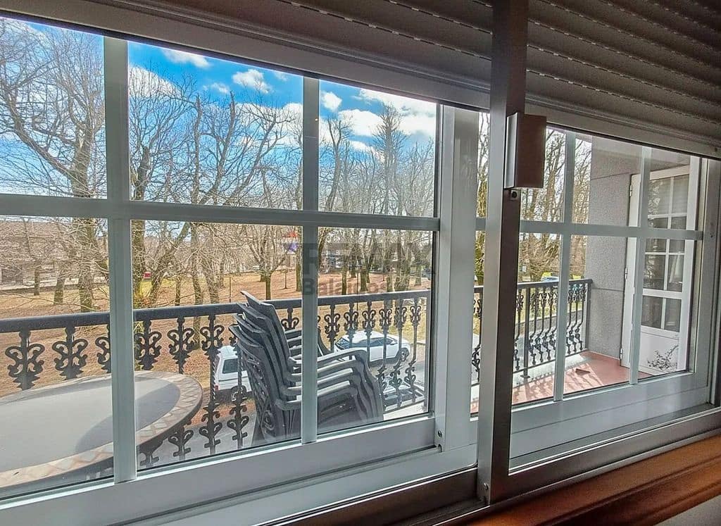 5 bedroom Flat for sale in A Caniza - € 159,000 (Ref: 9685333)