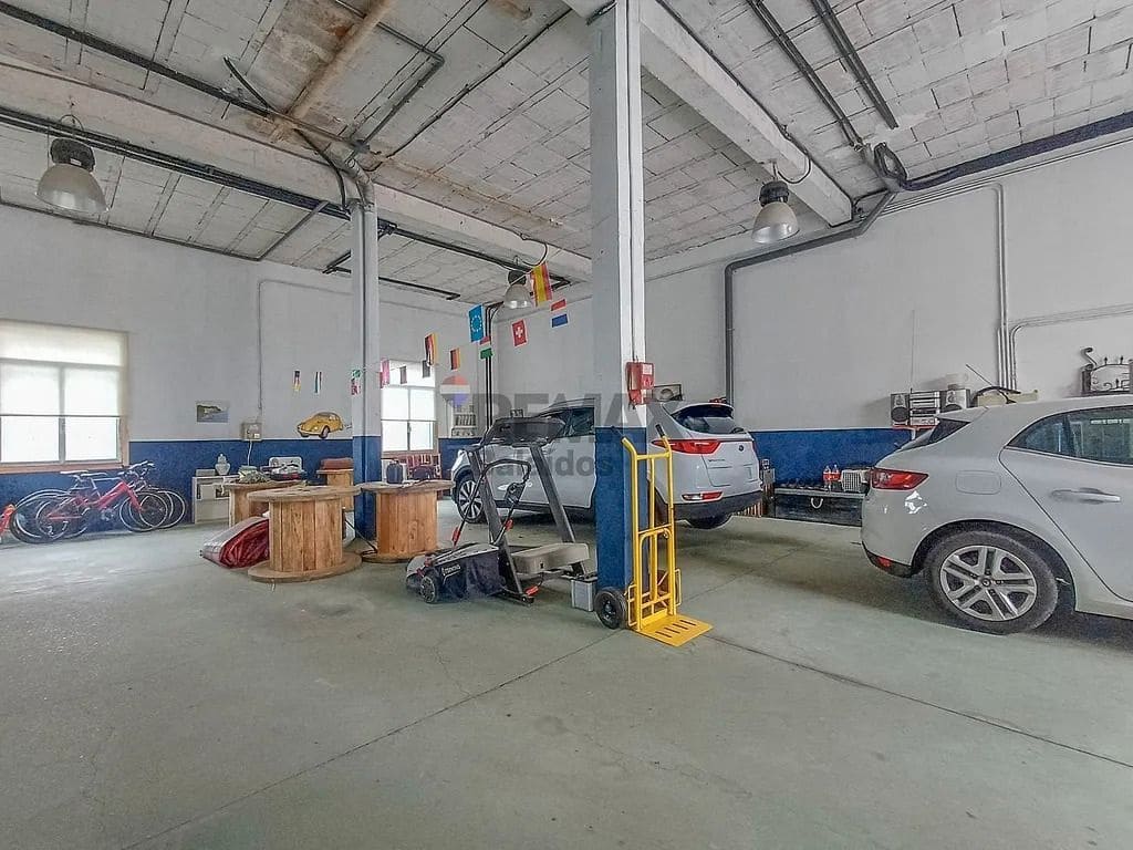 Commercieel te koop in A Caniza - € 99.000 (Ref: 9685334)