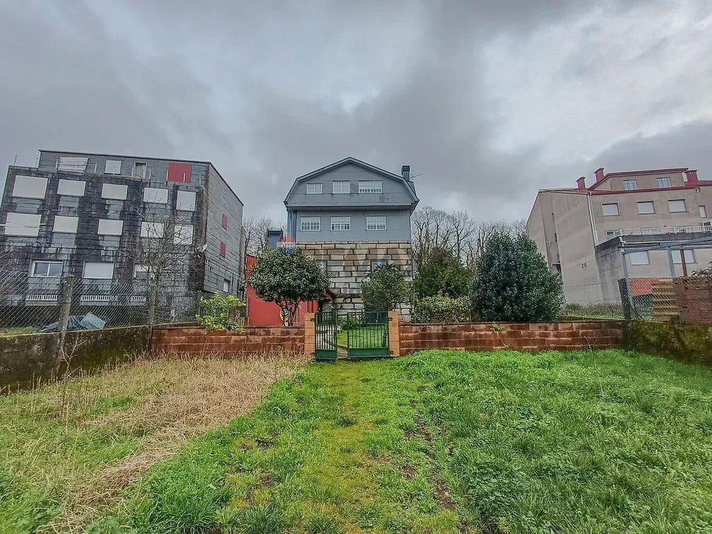 Commercieel te koop in A Caniza - € 99.000 (Ref: 9685334)