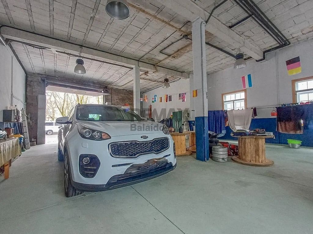 Commercieel te koop in A Caniza - € 99.000 (Ref: 9685334)