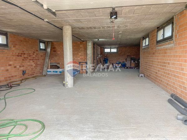 3 bedroom Villa for sale in Nigran with garage - € 500,000 (Ref: 9685343)