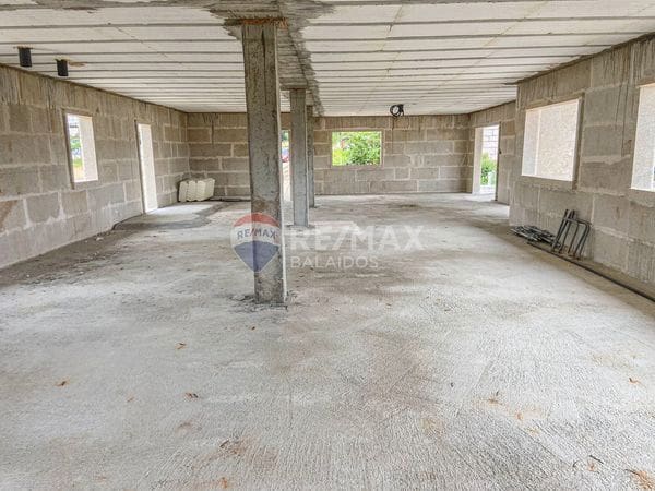 3 bedroom Villa for sale in Nigran with garage - € 500,000 (Ref: 9685343)