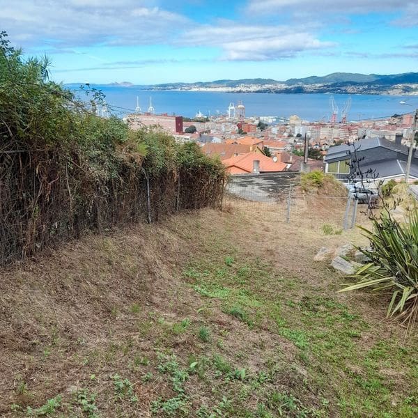 Villa for sale in Vigo - € 290,000 (Ref: 9685345)