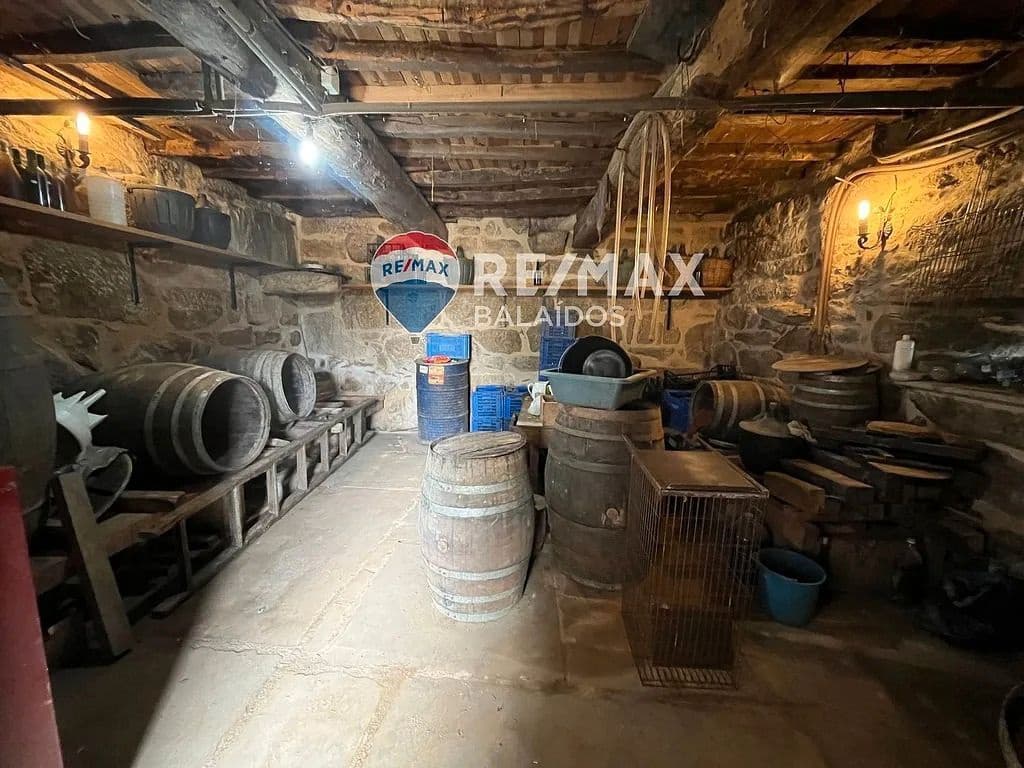 2 slaapkamer Finca/Landhuis te koop in Tui met garage - € 375.000 (Ref: 9685347)