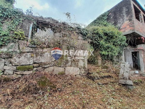 1 bedroom Semi-detached Villa for sale in Ponteareas - € 47,000 (Ref: 9685351)