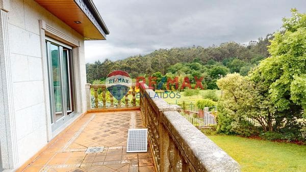 6 bedroom Villa for sale in Mos with pool garage - € 880,000 (Ref: 9685352)