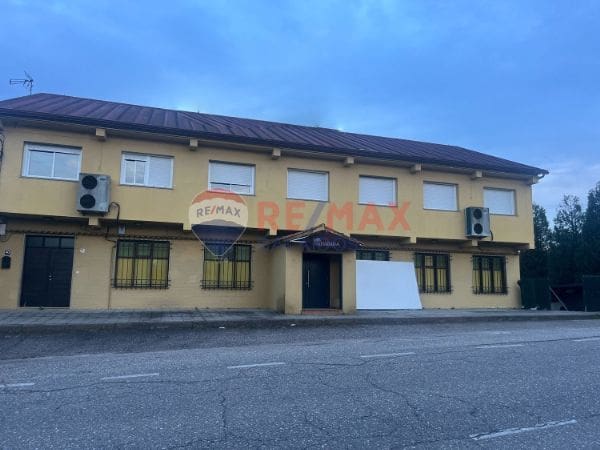 12 slaapkamer Hotel te koop in O Porrino - € 695.000 (Ref: 9685353)