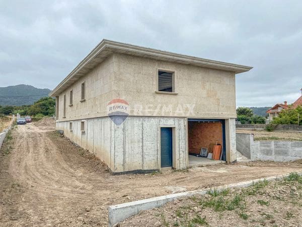 3 sovrum Villa till salu i Nigrán med garage - 500 000 € (Ref: 9685355)