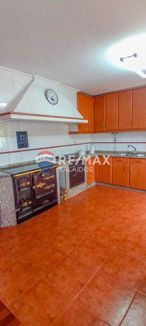 3 bedroom Finca/Country House for sale in Arbo - € 164,000 (Ref: 9685356)