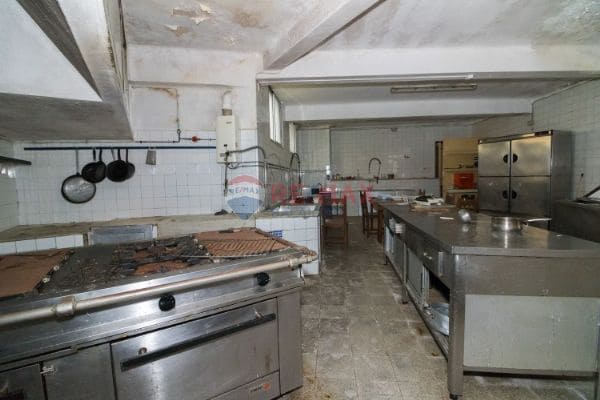 Hotel te koop in A Guarda - € 2.000.000 (Ref: 9685358)