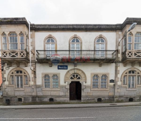 Hotel te koop in A Guarda - € 2.000.000 (Ref: 9685358)