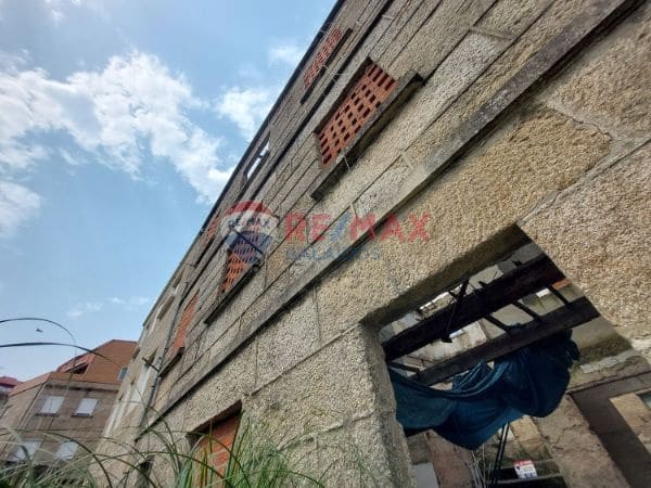 Building Plot for sale in Vigo - € 260,000 (Ref: 9685359)