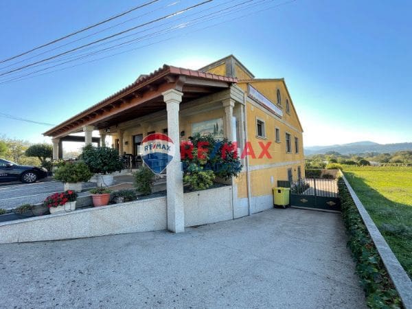 Restaurant/bar te koop in O Rosal - € 610.000 (Ref: 9685361)