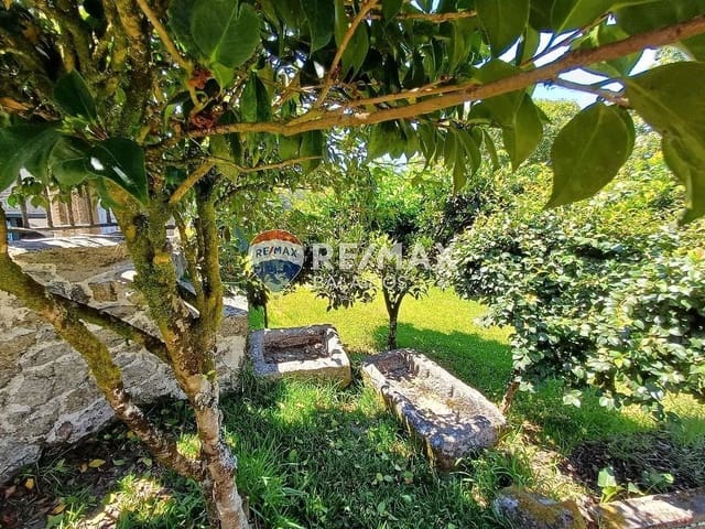 8 chambre Finca/Maison de Campagne à vendre à Covelo avec garage - 299 000 € (Ref: 9685362)