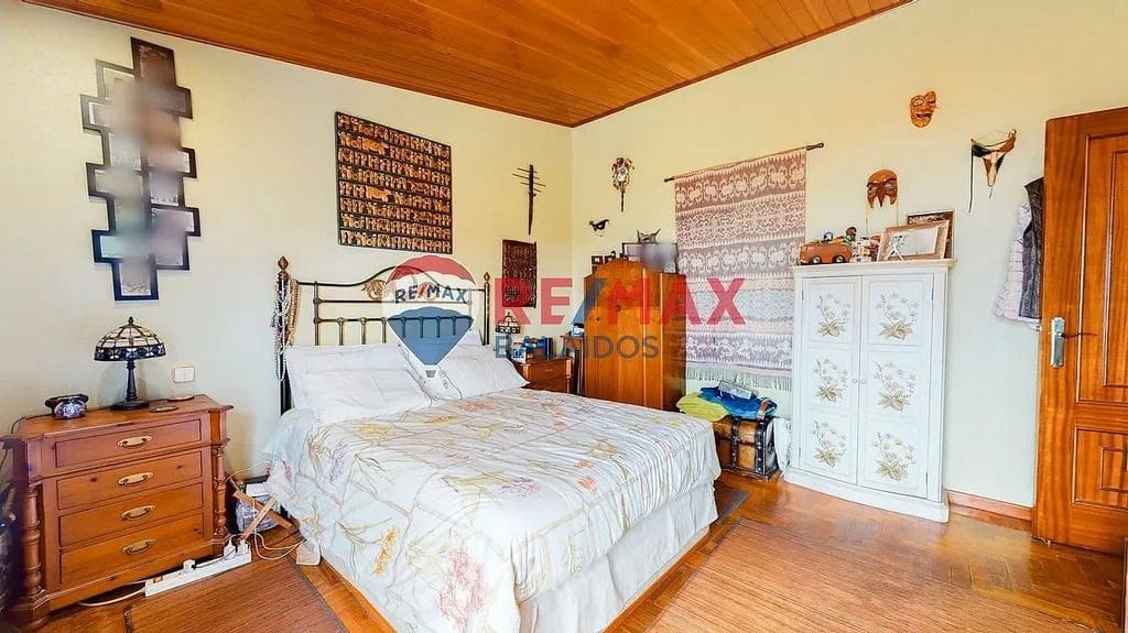 6 quarto Restaurante/Bar para venda em Vigo com garagem - 880 000 € (Ref: 9685363)