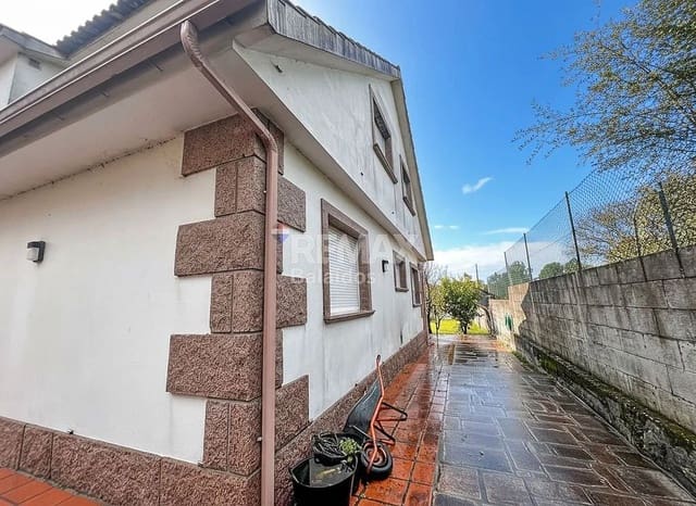 4 sovrum Villa till salu i O Rosal med garage - 390 000 € (Ref: 9685364)