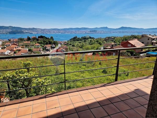 4 soveværelse Villa til salg i Moana med garage - € 700.000 (Ref: 9685371)