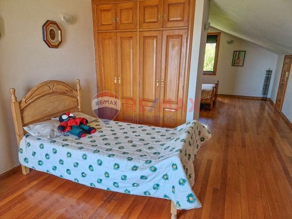 4 soveværelse Villa til salg i Moana med garage - € 700.000 (Ref: 9685371)